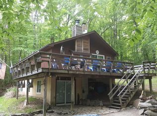 457 Westcolang Rd, Hawley, PA 18428