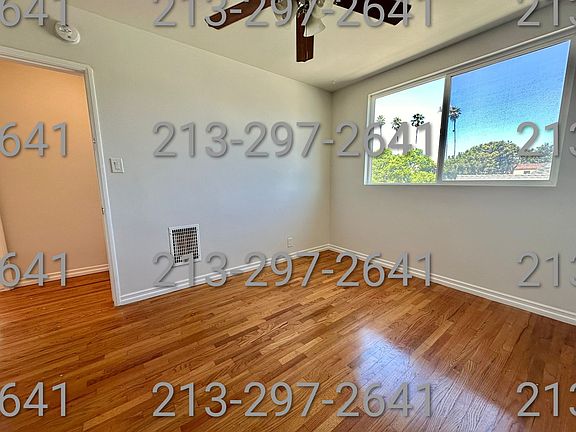 5th image of 954 N Oxford Ave