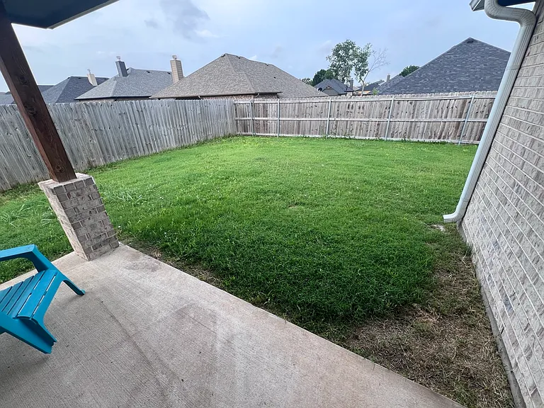 2716 Ginger Ct — Photo 24