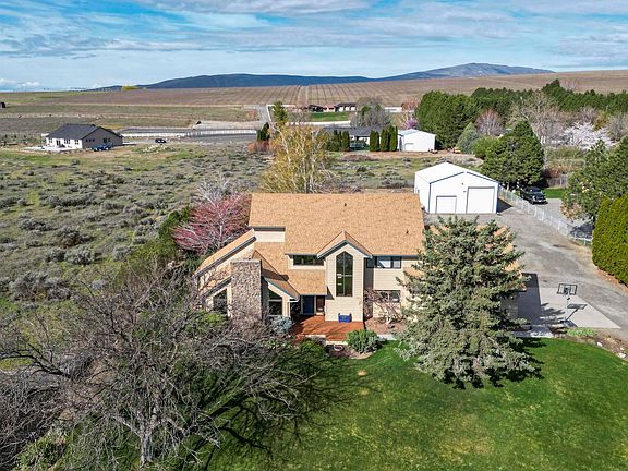 5th image of 98304 N Lenore Ln W