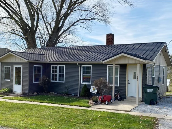 10431 Harrison Rd, Apple Creek, OH 44606