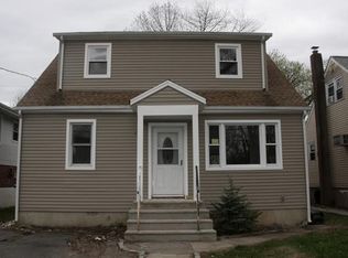 26 Cherokee Ave, Lake Hiawatha, NJ 07034