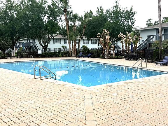 4th image of 4864 Conway Rd APT 120