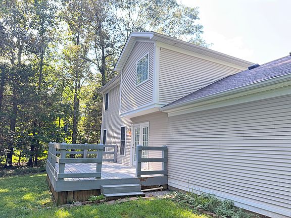 2nd image of 271 Warbler Rd