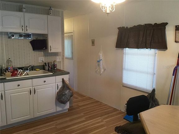 5th image of 509 Fleetwood St