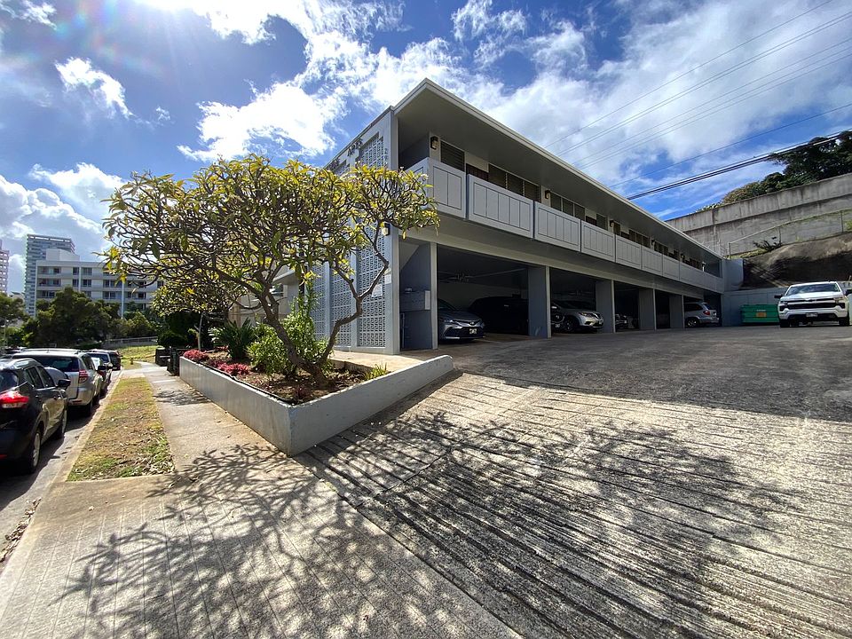 1st image of 2981 Ala Napuaa Pl APT 204