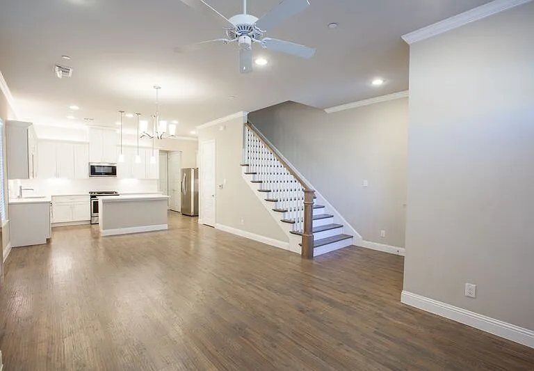 8586 Church St — Photo 32