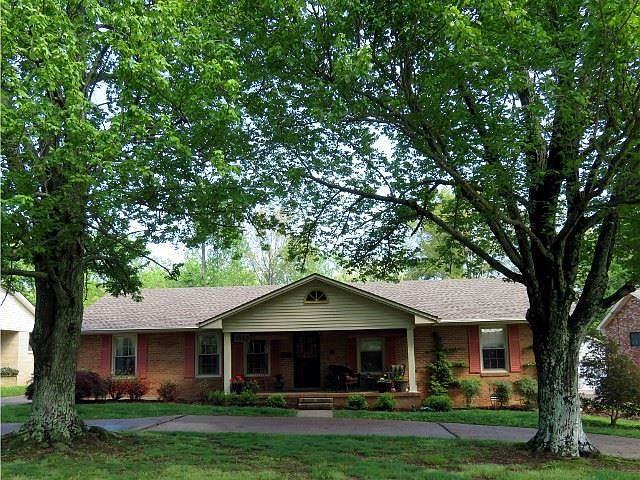 1st image of 1612 Loch Lomond Dr