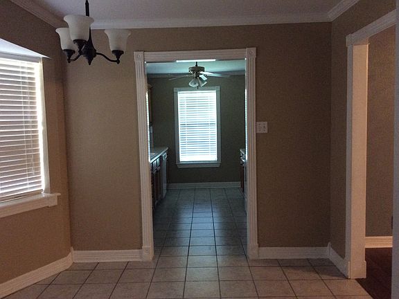4th image of 1308 Lawndale Ave