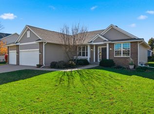 912 10th Avenue Pl SE, Altoona, IA 50009