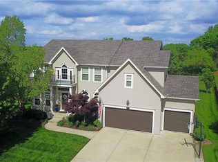 14341 Grandview St, Overland Park, KS 66221