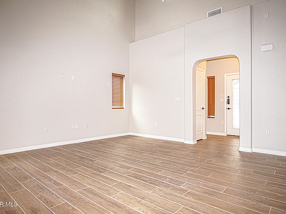 3rd image of 14241 Charles Pollock Ave