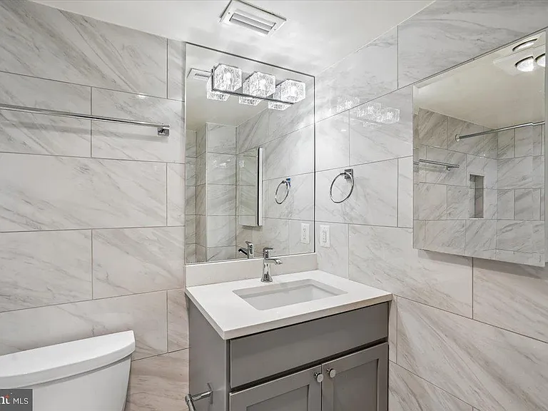 5101 River Rd #1201 — Photo 15