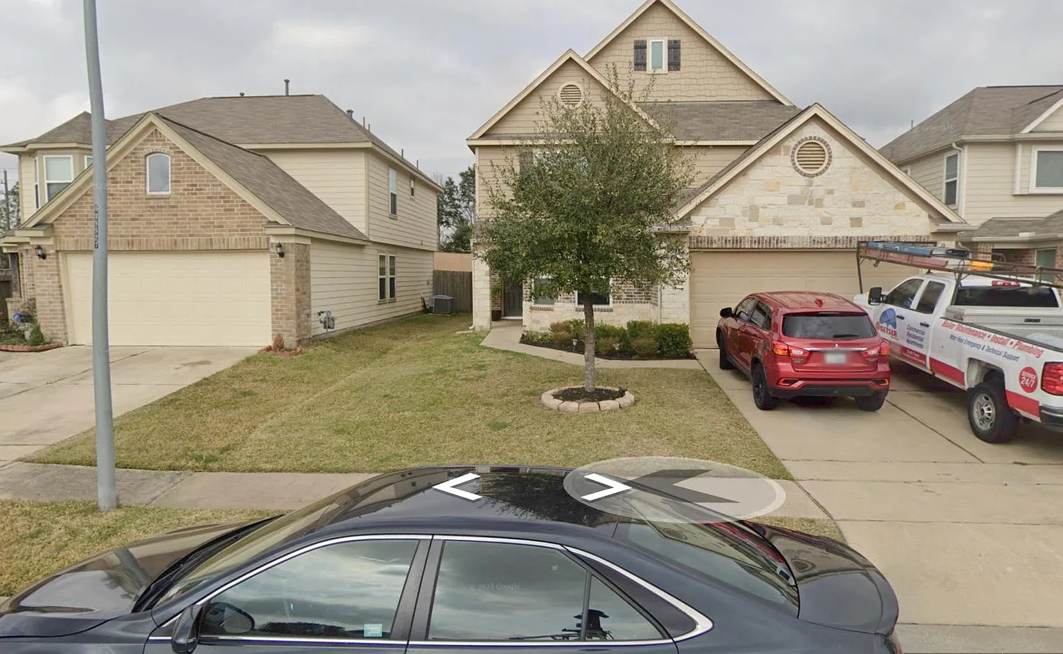 5 bed, 2496 sqft, $3,300 — Photo 1