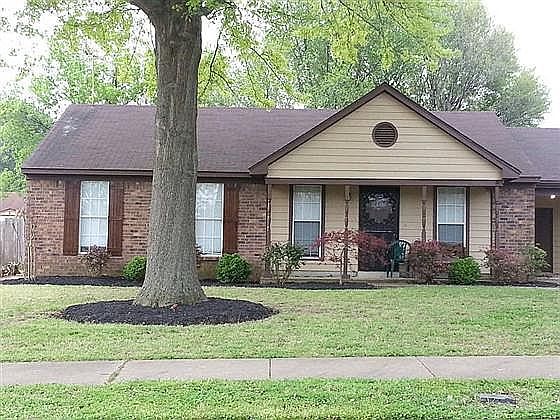 2nd image of 3735 Heathcliff Dr