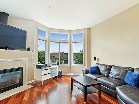 2nd image of 2123 NW Pacific Yew Pl #2123