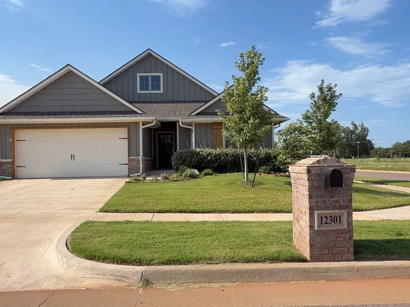 12301 SW 31st St, Yukon, OK 73099