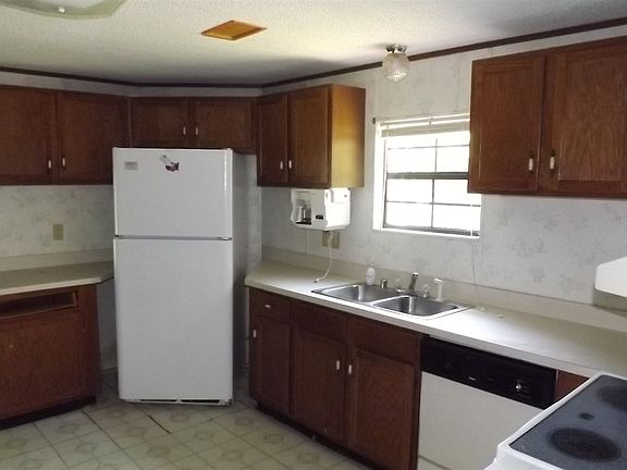 3rd image of 7790 Shady Rest Ln