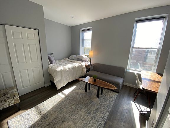 3rd image of 1535 W Poplar St #2A