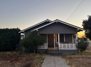561 N 2nd Street, Porterville, CA 93257