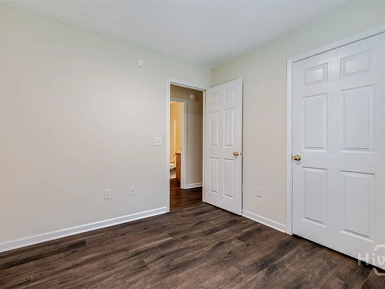 302 Shadowbrook Dr — Photo 23