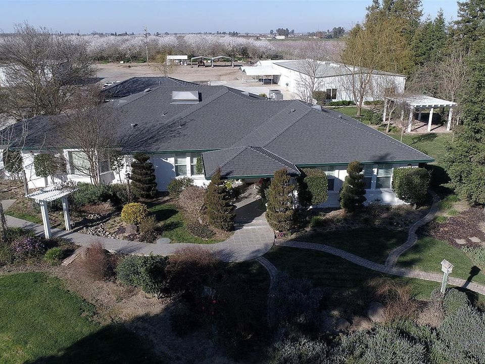 1st image of 29707 Orange Ave