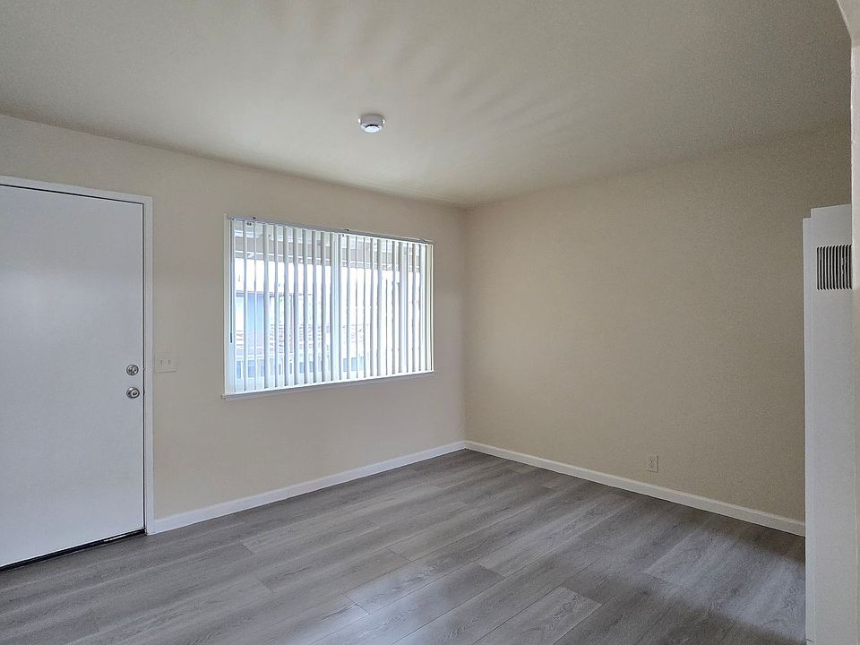 2nd image of 623 Buckeye St