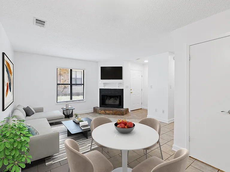 6346 W Fairfield Dr — Photo 1
