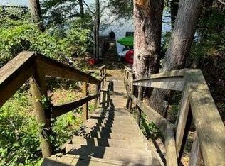 Lewis Ct, Nicholson, PA 18446