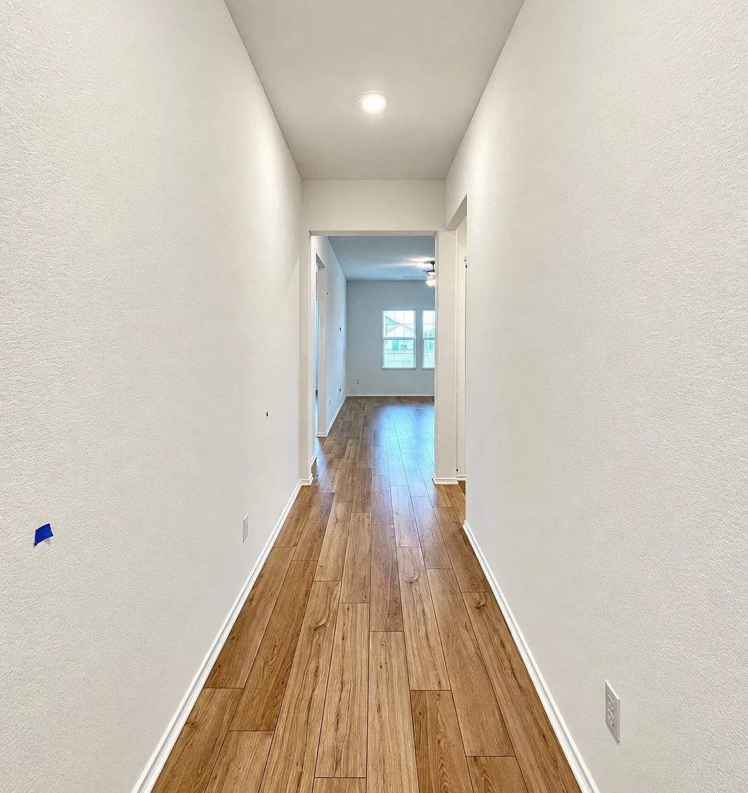 3 bed, 2.0 bath, 1662 sqft, $2,000 — Photo 4
