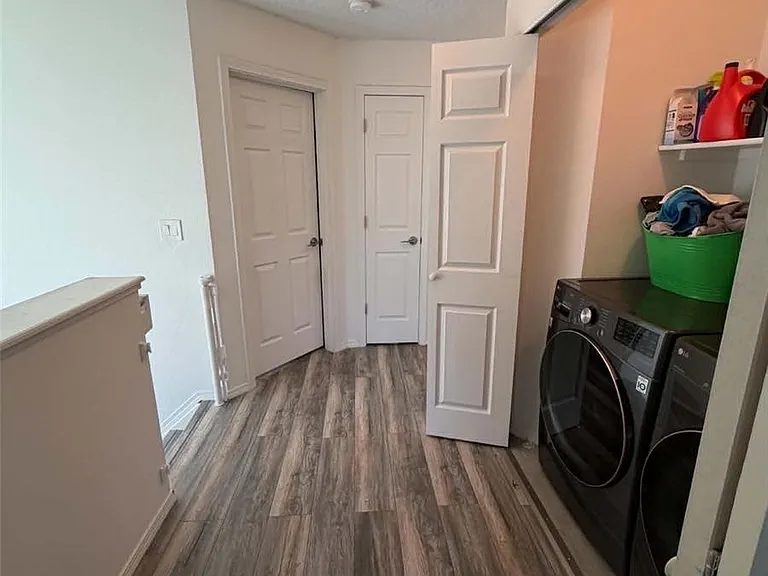 4925 Enid Way — Photo 12