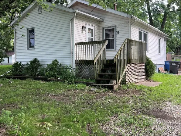 1521 E Glenwood Dr, Des Moines, IA 50320