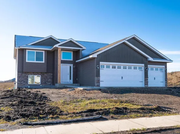 538 Winkler Trl N, Cologne, MN 55322