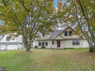 850 Sugars Bridge Rd, West Chester, PA 19380