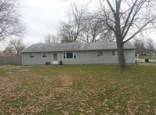 2221 W Wallen Rd, Fort Wayne, IN 46818