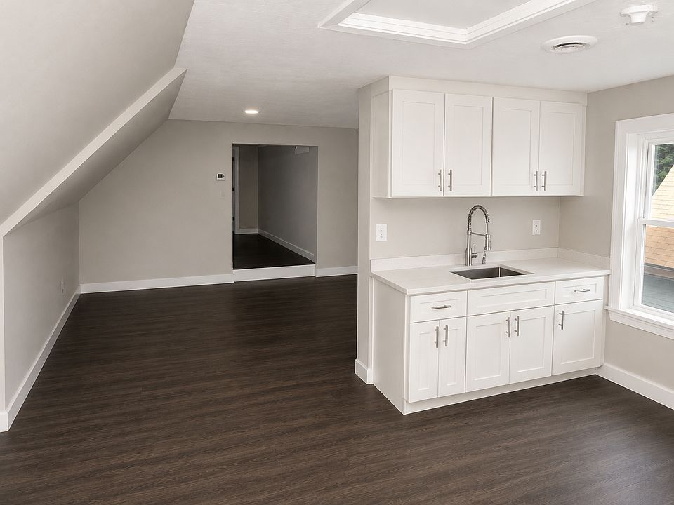 1st image of 2186 W 81st St #Up
