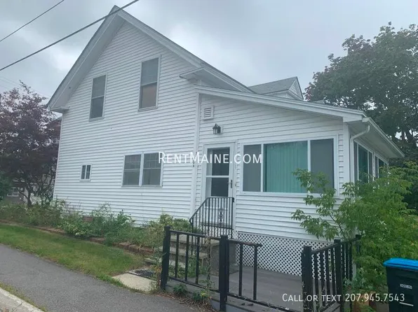 35 Bosworth St APT 1, Old Town, ME 04468
