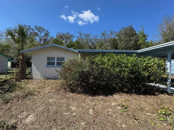 7025 W Village Dr, Homosassa, FL 34446