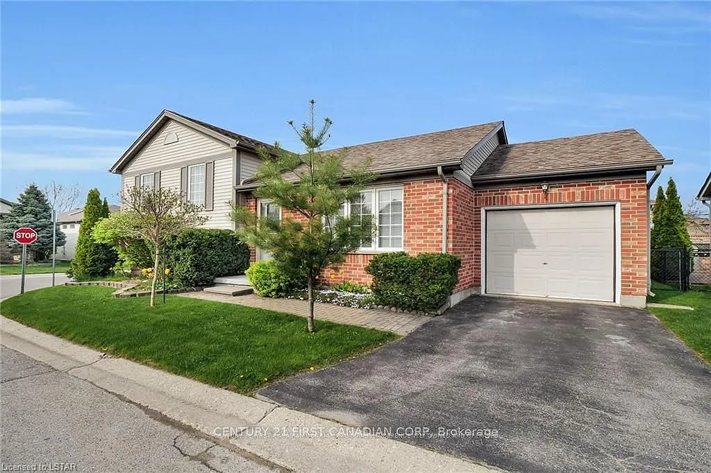 3 bed, $2,600 — Photo 1