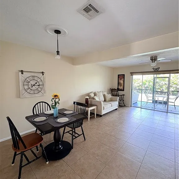 4514 SW 8th Pl #11 — Photo 2