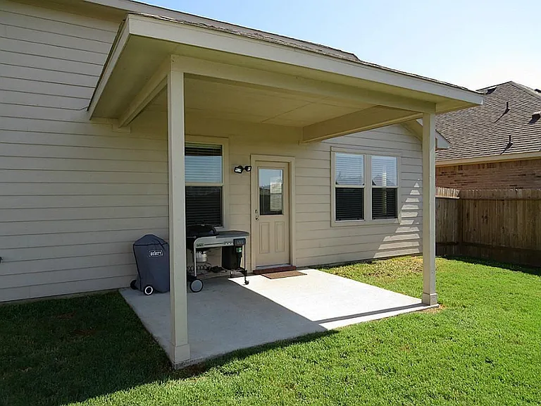 18223 Redoak Manor Ln — Photo 15