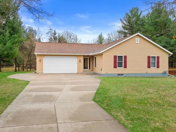952 Round Oak Ct, Nekoosa, WI 54457