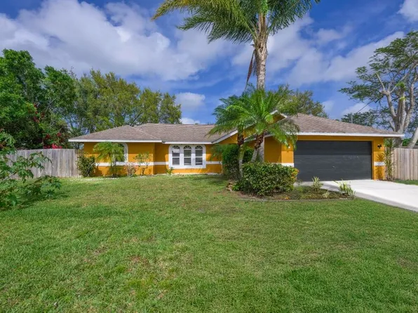 353 NW Ferris Dr, Port Saint Lucie, FL 34983