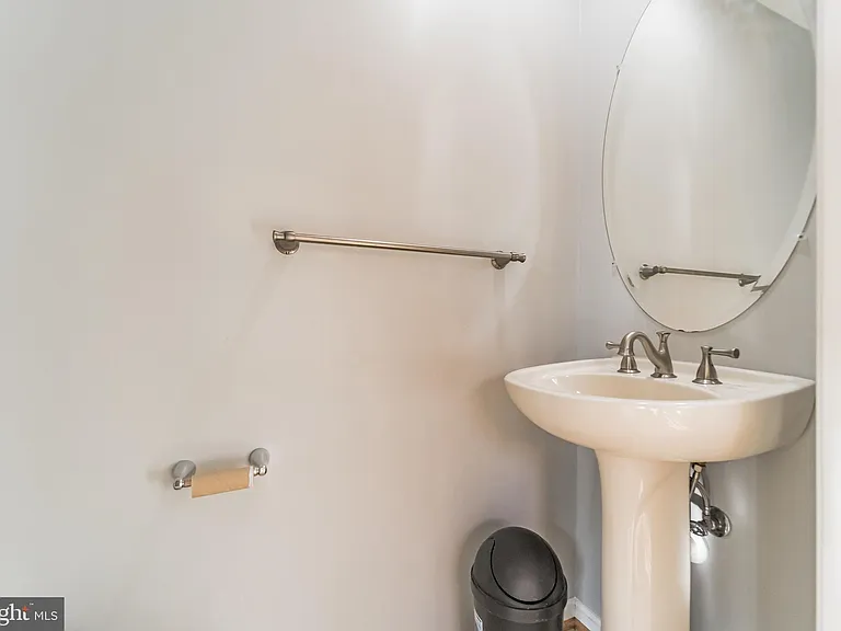 4858 Lee Hollow Pl — Photo 5