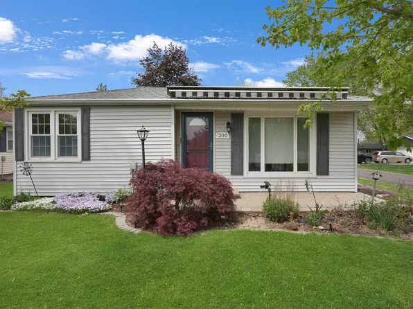 200 Bergman Ave, East Peoria, IL 61611