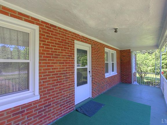 4th image of 1501 Linden Ave