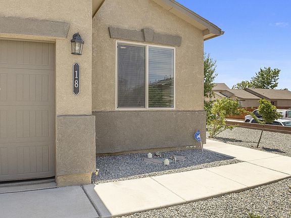 4th image of 18 Vista Del Cerro Dr