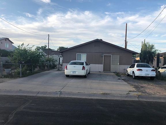 3rd image of 5205 N 22nd Ave