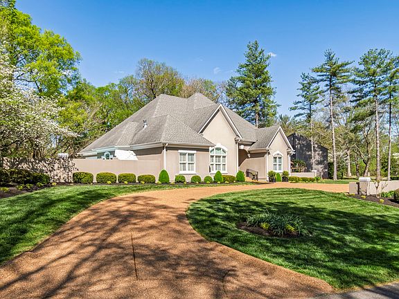 2nd image of 203 Kippsford Pond Rd