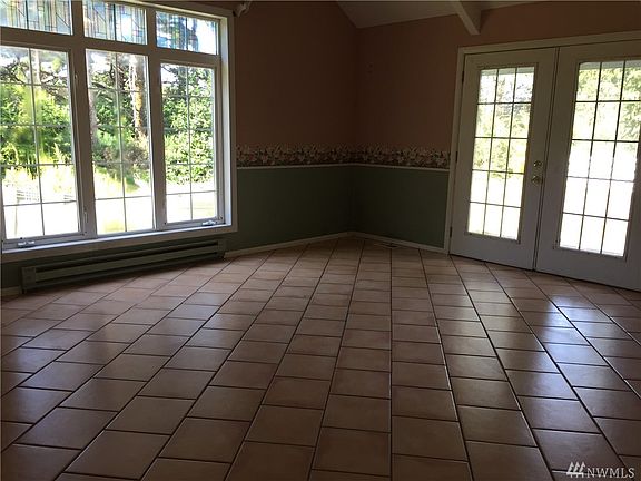 4th image of 609 Ferguson Dune Ln